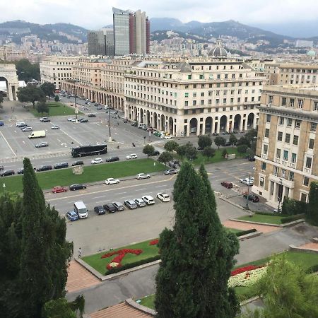 Appartamento In Centro Zona Fiera,Davanti Al Galliera เจนัว ภายนอก รูปภาพ