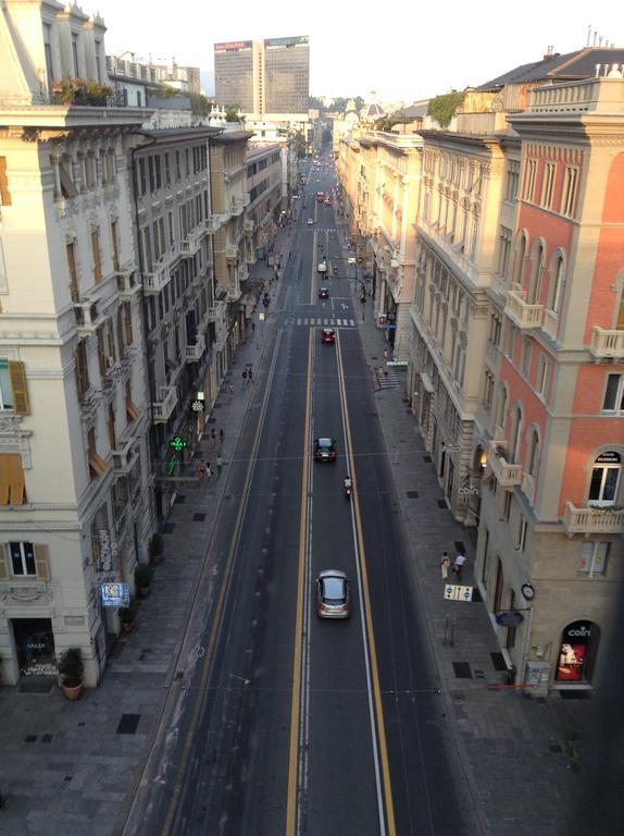 Appartamento In Centro Zona Fiera,Davanti Al Galliera เจนัว ภายนอก รูปภาพ