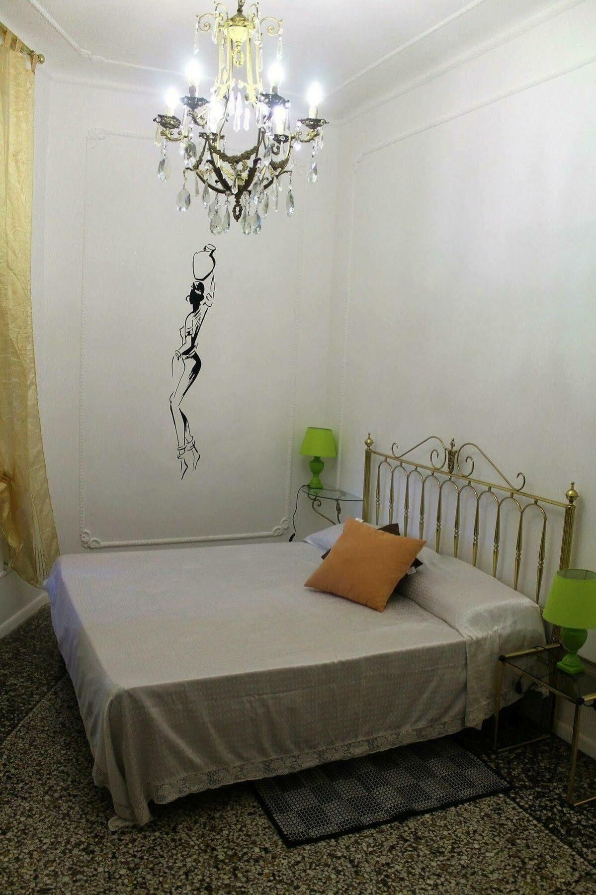 Appartamento In Centro Zona Fiera,Davanti Al Galliera เจนัว ภายนอก รูปภาพ