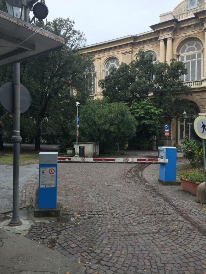Appartamento In Centro Zona Fiera,Davanti Al Galliera เจนัว ภายนอก รูปภาพ
